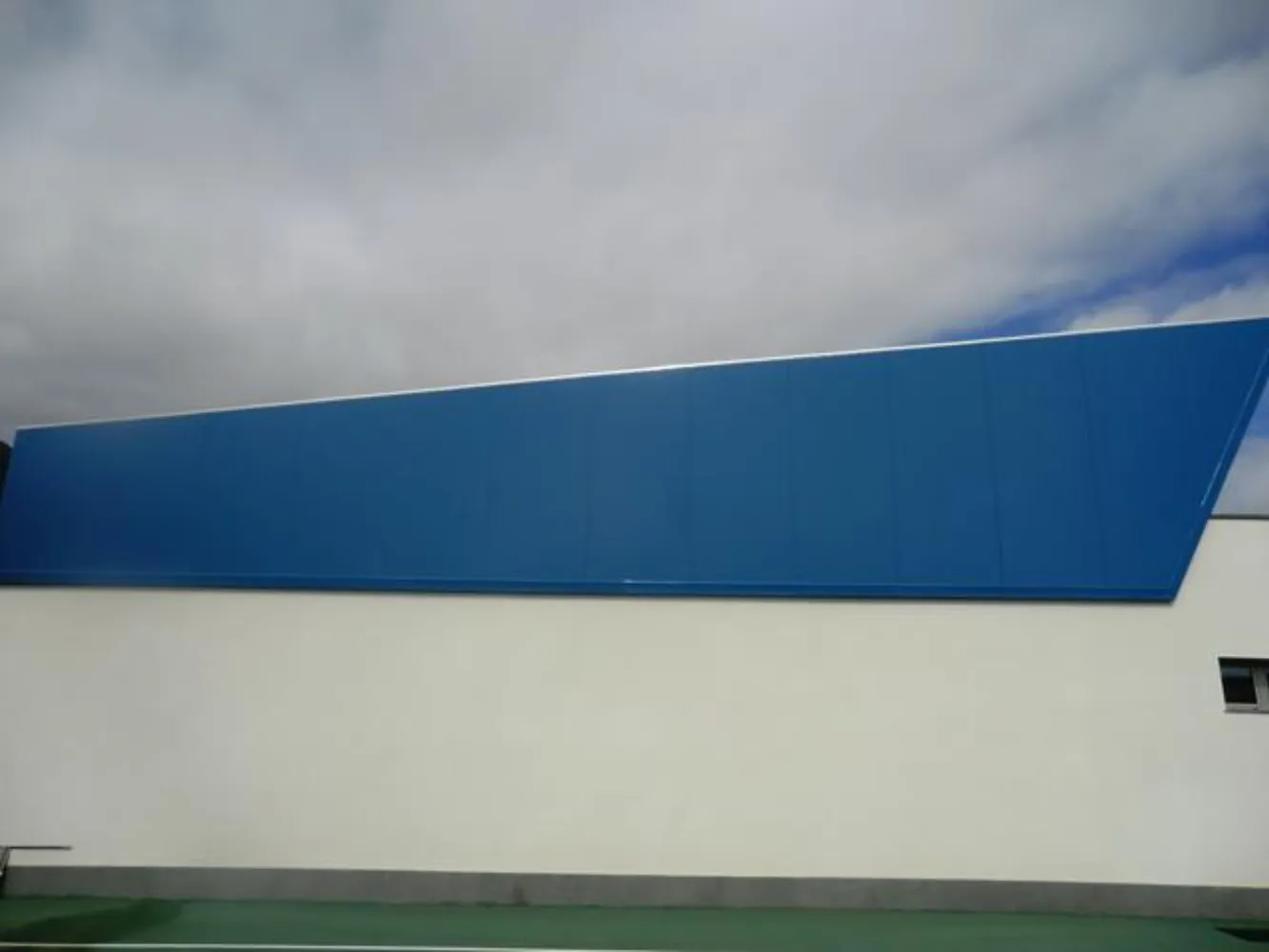 fachada exterior Taller Yepabely